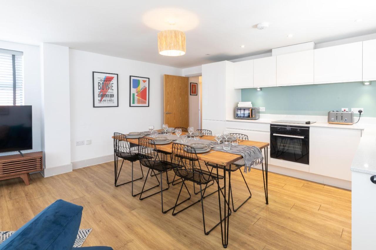 X-Large Two Bedroom & Two Bathroom Apartment With Free Evening Parking Southampton Luaran gambar
