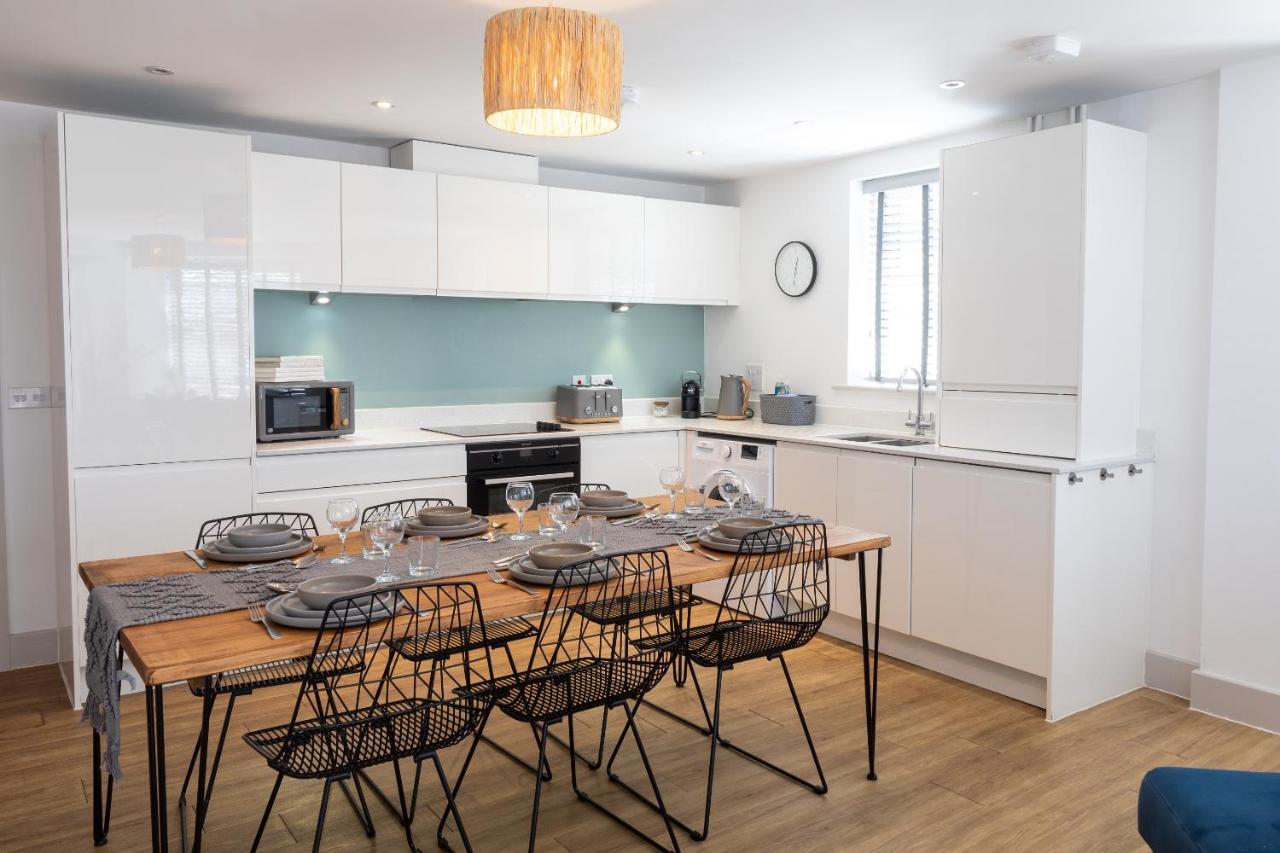 X-Large Two Bedroom & Two Bathroom Apartment With Free Evening Parking Southampton Luaran gambar