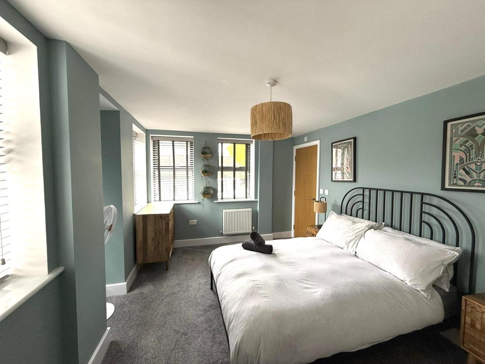 X-Large Two Bedroom & Two Bathroom Apartment With Free Evening Parking Southampton Luaran gambar